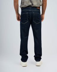 BASIC SLIM FIT JEANS