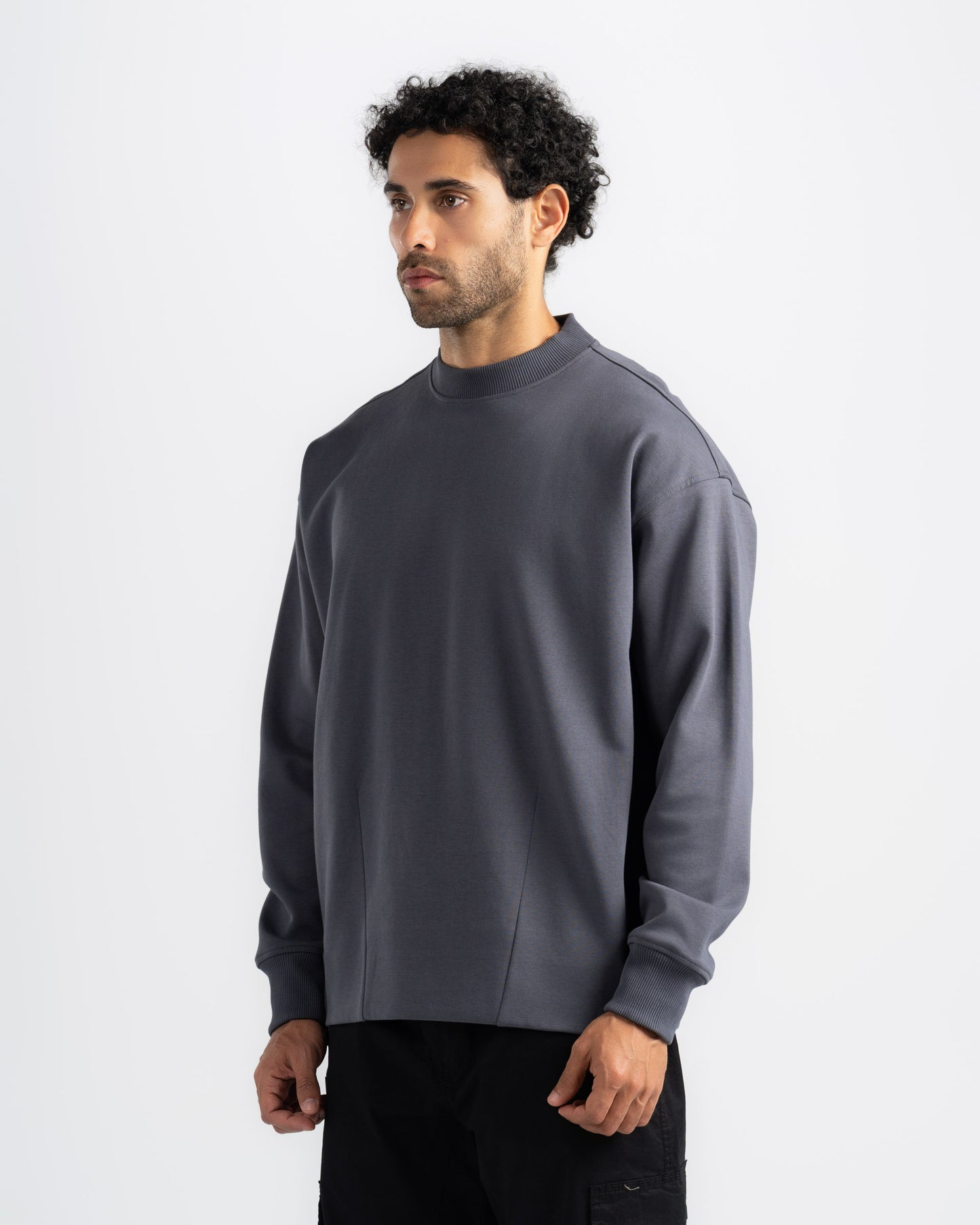 CREW NECK SWEATSHIRT