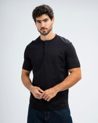 HENLEY T-SHIRT