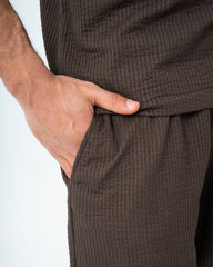 TEXTURED JOGGER SHORTS