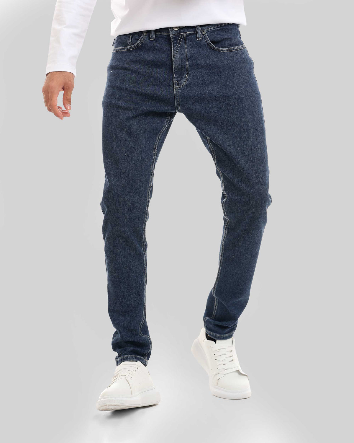  بنطلون جينز بقصه ضيقه