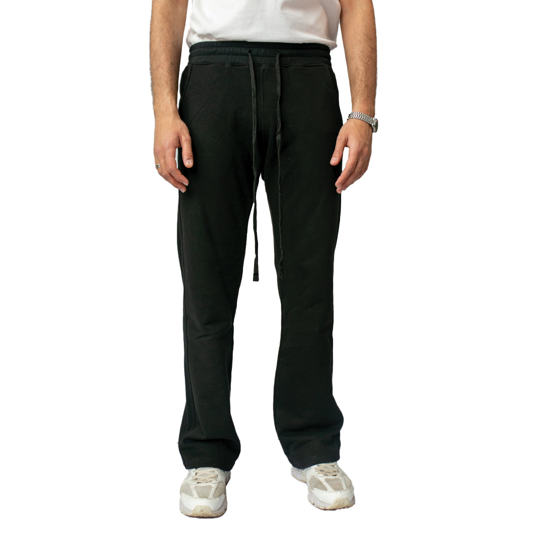 Wide-Leg Sweatpant