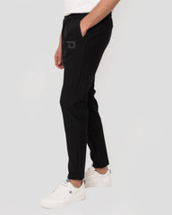 سويت بانت رياضي بقصة ضيقة