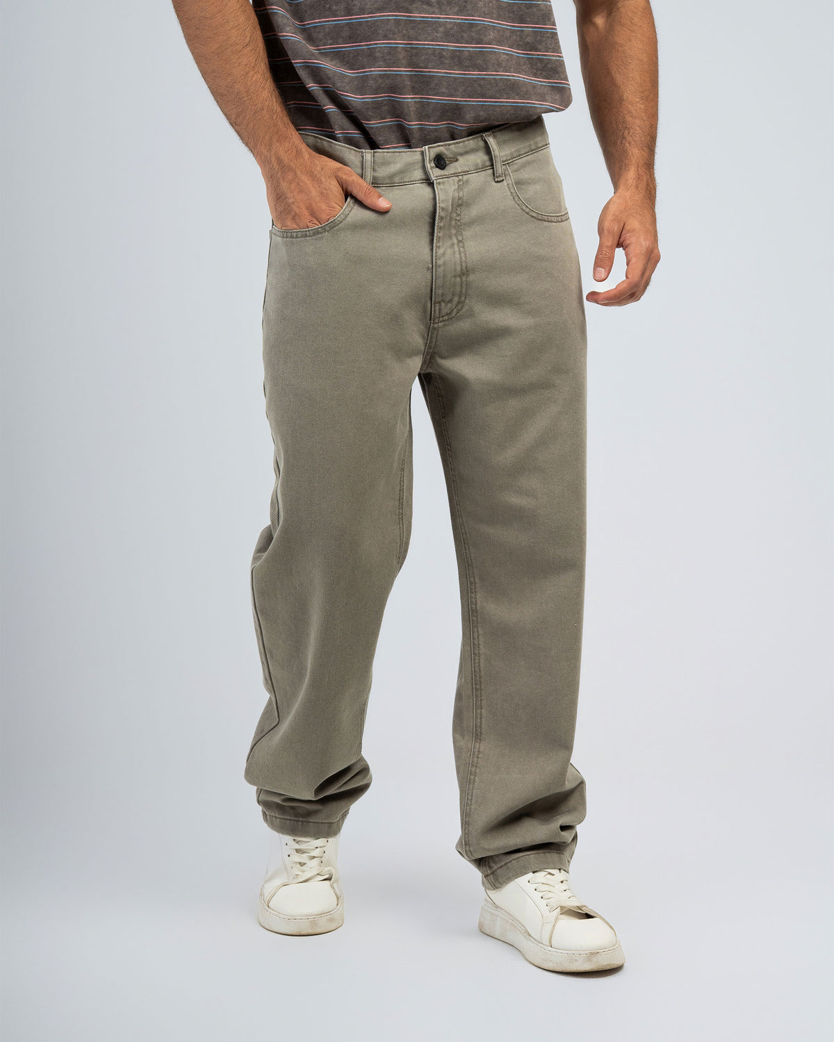 WASHED COLOUR STRAIGHT-LEG JEANS