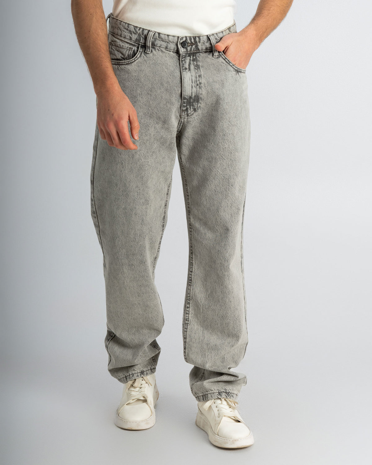 Straight Fit Jeans