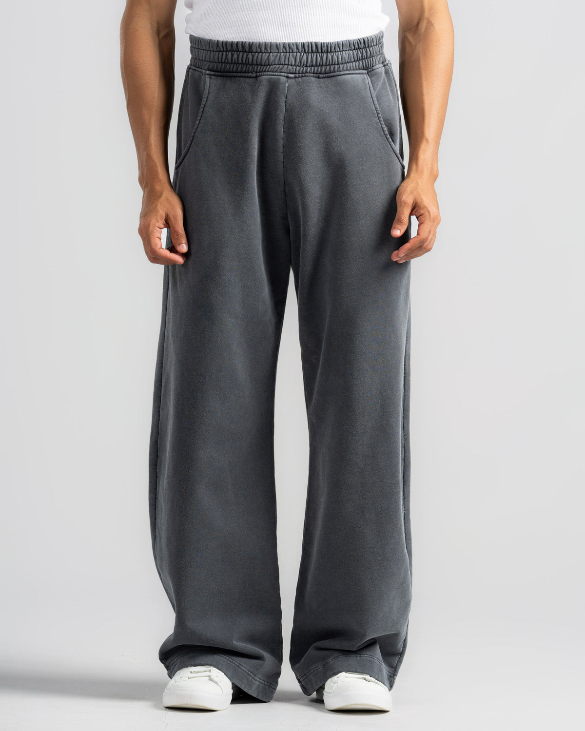 WASHED LOOSE FIT JOGGER TROUSERS