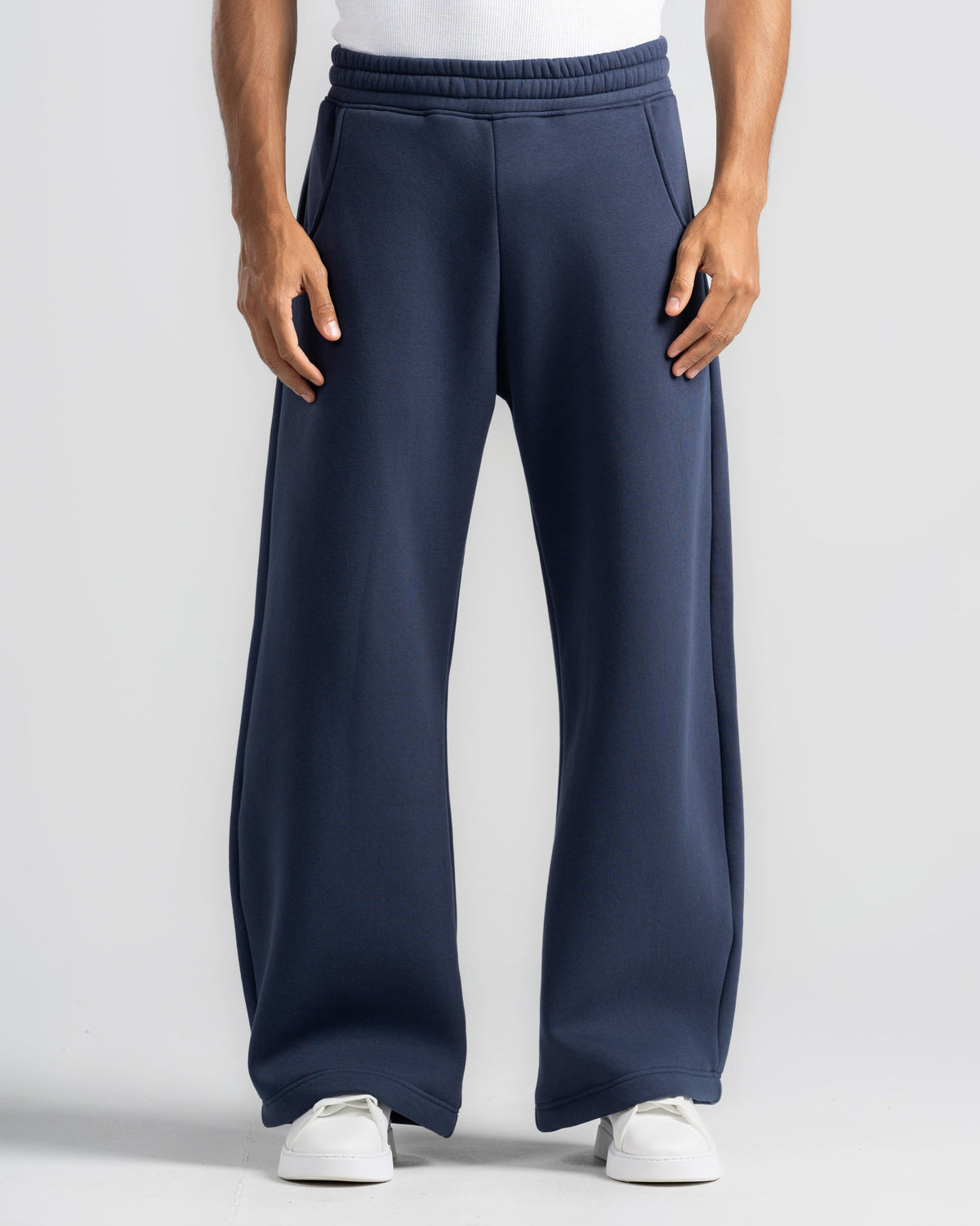 LOOSE FIT JOGGER TROUSERS