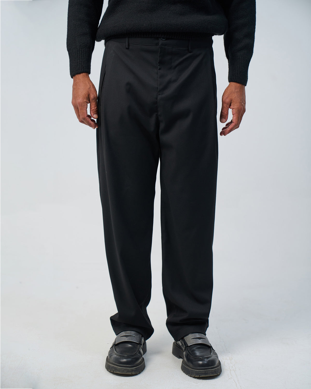 Relaxed Pleated Trousers