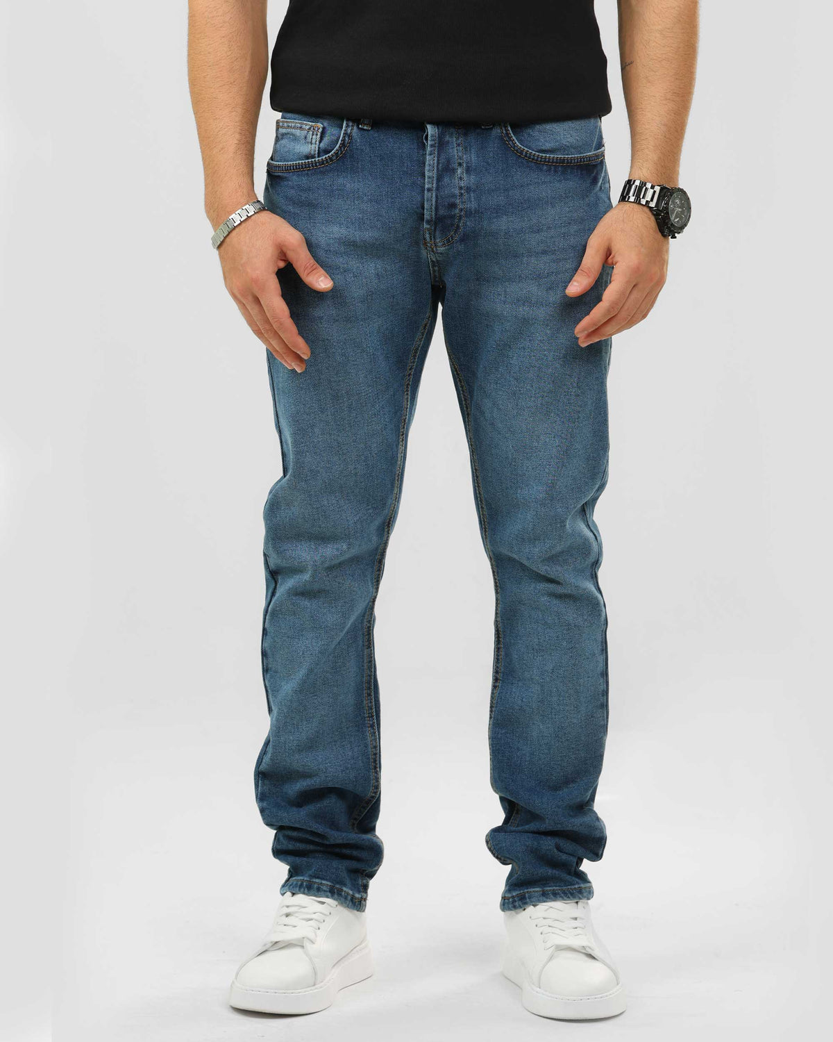 بنطلون جينز بقصه ضيقه